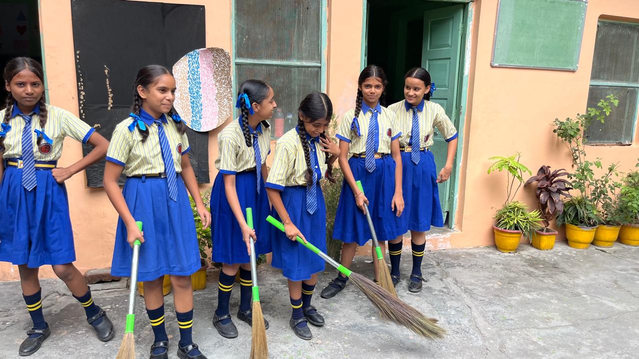 ग्रीन फील्ड पब्लिक स्कूल में डेंगू–मलेरिया जागरूकता एवं स्वच्छता अभियान आयोजित 2