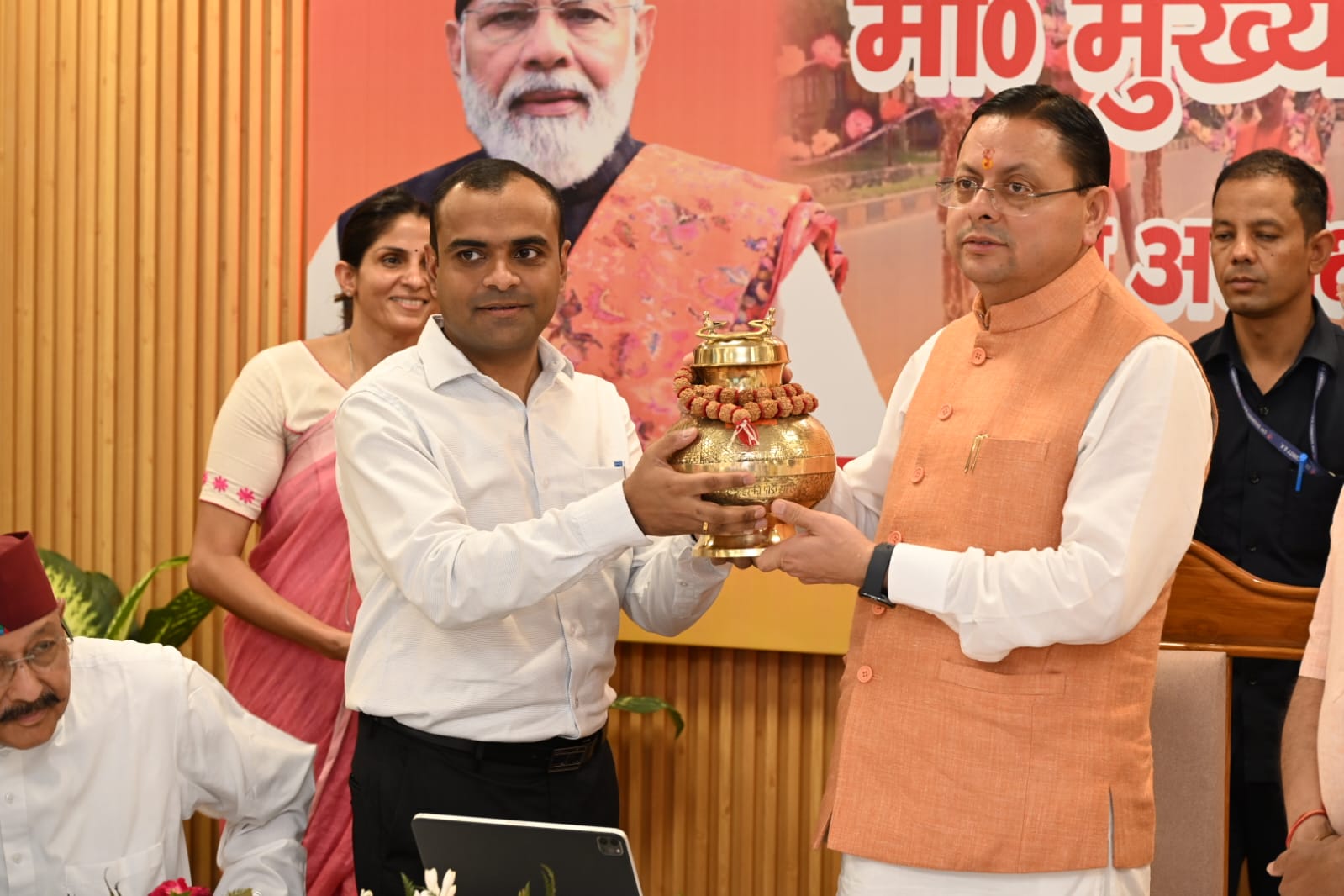 कांवड़ यात्रा के सुरक्षित, सुव्यवस्थित एवं सफल आयोजन के लिए सभी तैयारियां समय से पूर्ण करें: मुख्यमंत्री 3