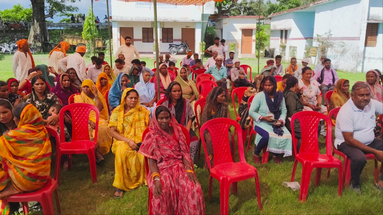 हरेला पखवाड़े के अंतर्गत सेवा संकल्प फाउंडेशन का हरित संकल्प: गीता धामी के निर्देशन में वृक्षारोपण एवं पौध वितरण कार्यक्रम आयोजित 3