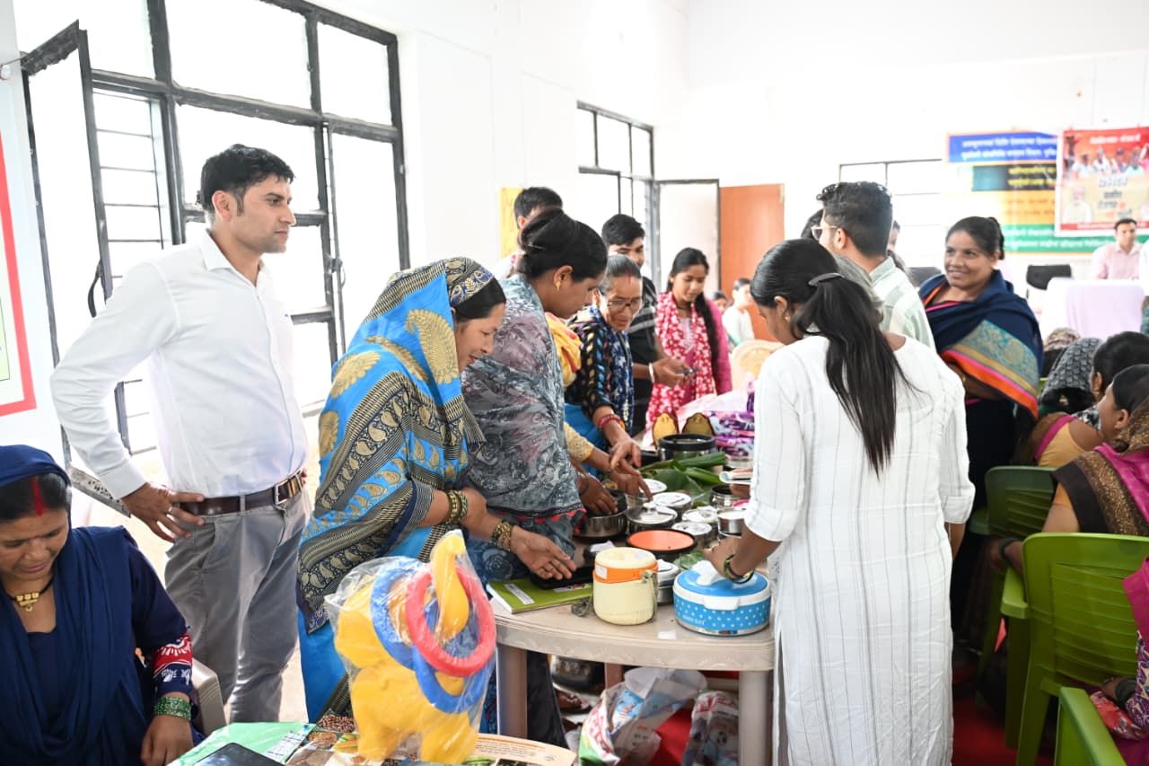 मानसून के लिए पूर्ति विभाग पूरी तरह तैयार, तीन माह का राशन अग्रिम भेजा गया 3