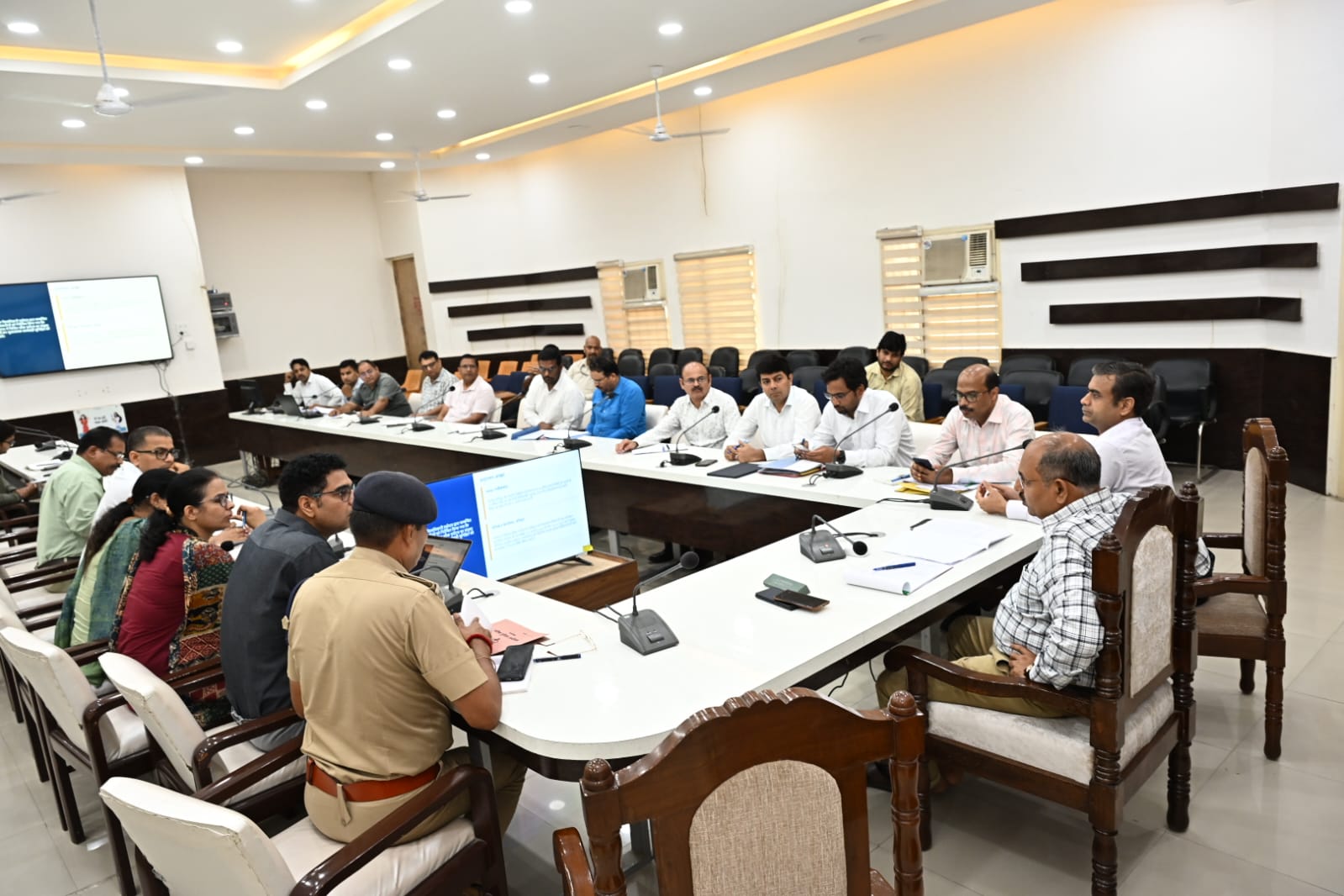 जिला सड़क सुरक्षा समिति (DRSC) की बैठक संपन्न 4
