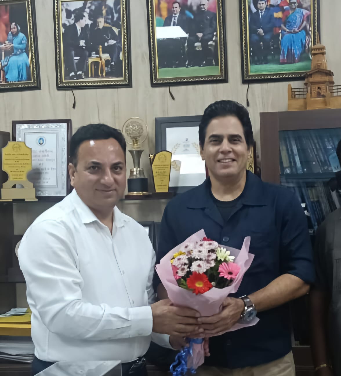 फिल्म अभिनेता अमन वर्मा ने की फिल्म विकास परिषद के नोडल अधिकारी से भेंट 2