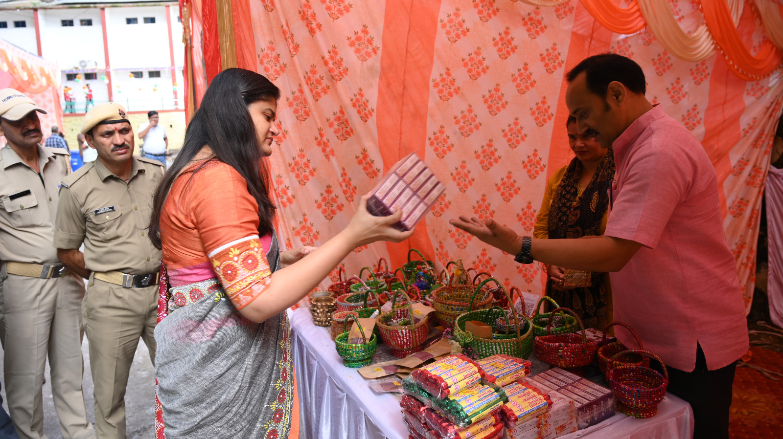 दूरस्थ गांव सारी में लगा ‘सेवा, सुशासन एवं समर्पण’ बहुद्देशीय शिविर 4