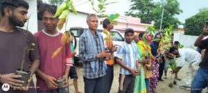सेवा संकल्प फाउंडेशन का हरित संकल्प: गीता धामी के निर्देशन में ग्राम बंडिया में किया वृक्षारोपण एवं पौधे वितरण