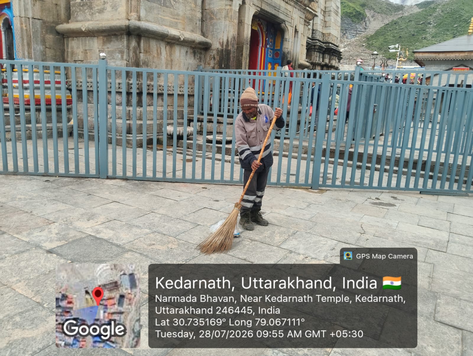 स्वच्छ केदारनाथ, सुरक्षित यात्रा: सुलभ इंटरनेशनल की व्यवस्थाओं से श्रद्धालुओं को मिल रही बेहतर सुविधाएं 3