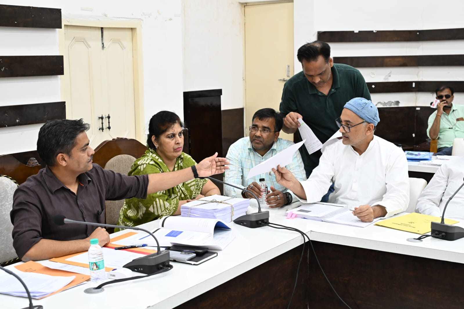 विशेष गहन पुनरीक्षण (SIR-2026) को लेकर राजनीतिक दलों के साथ बैठक आयोजित 3