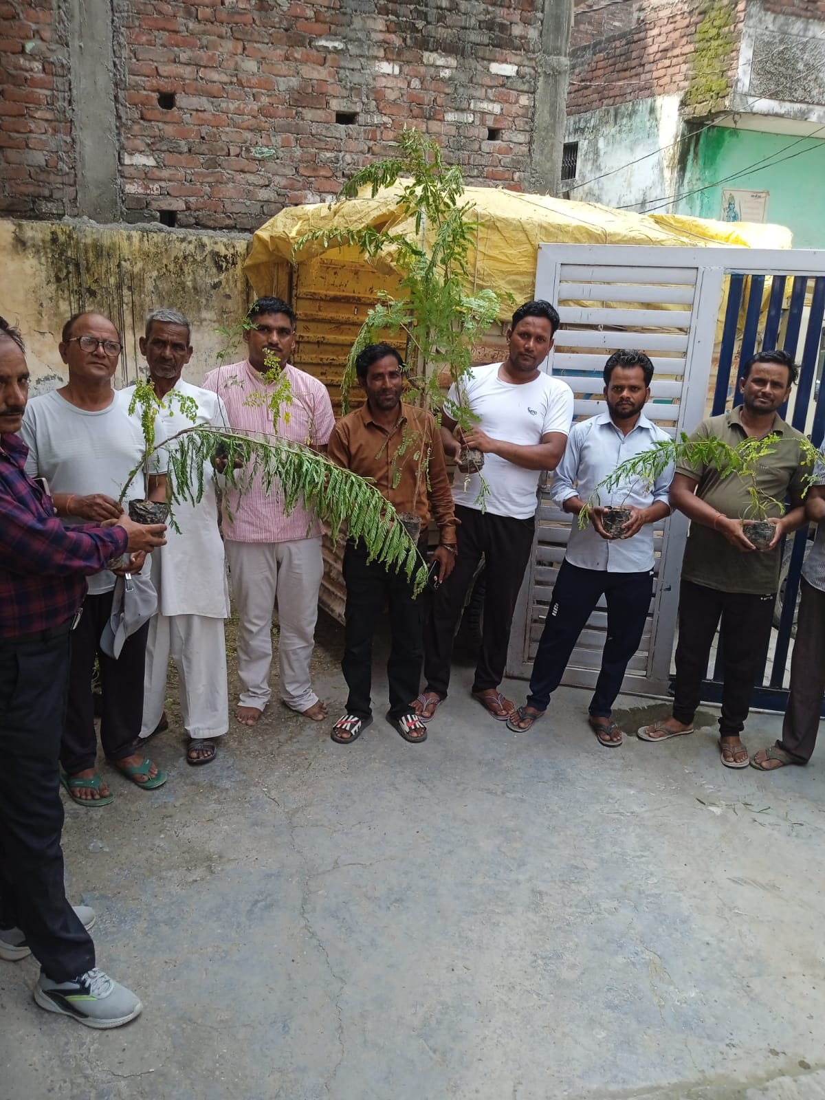 जनपद हरिद्वार में औषधीय एवं सुगंधित पौधों की खेती को मिलेगा बढ़ावा 4