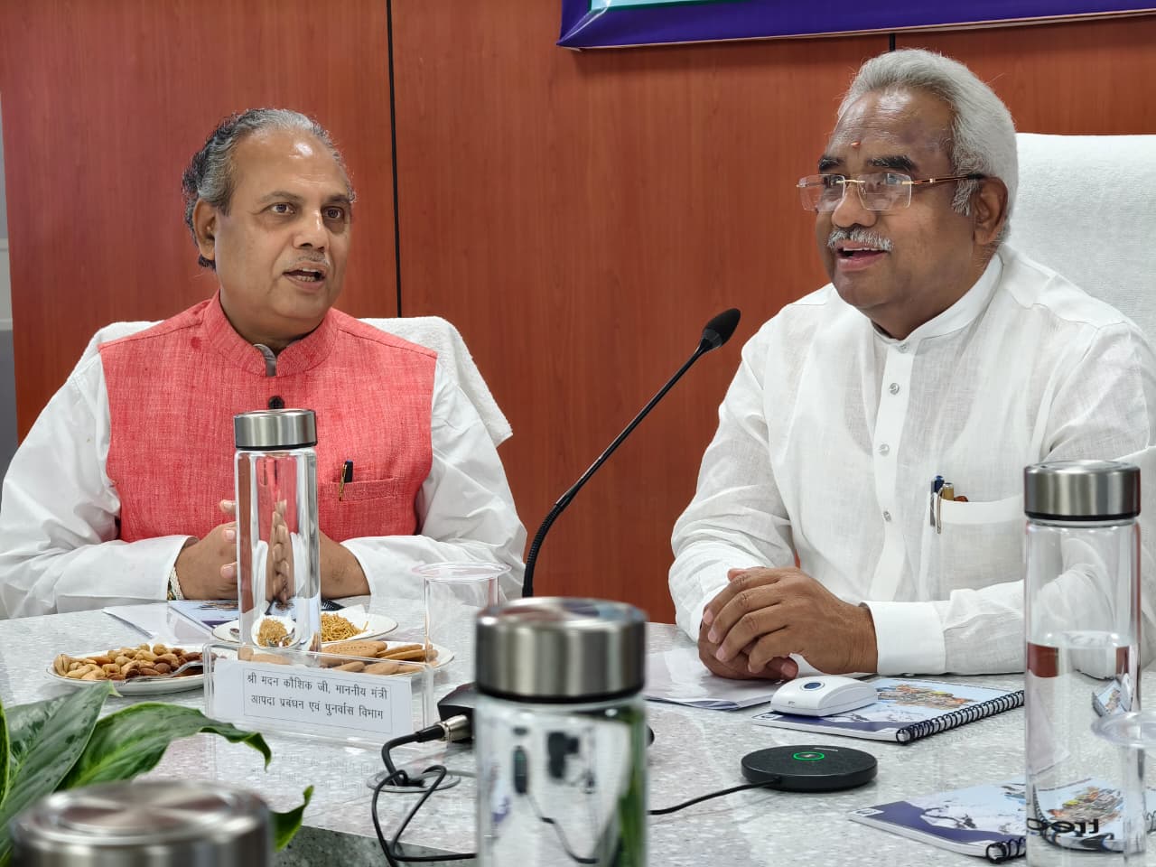 ग्लेशियर झीलों की निगरानी के लिए अत्याधुनिक तकनीक अपनाई जाएगीः मदन कौशिक 2