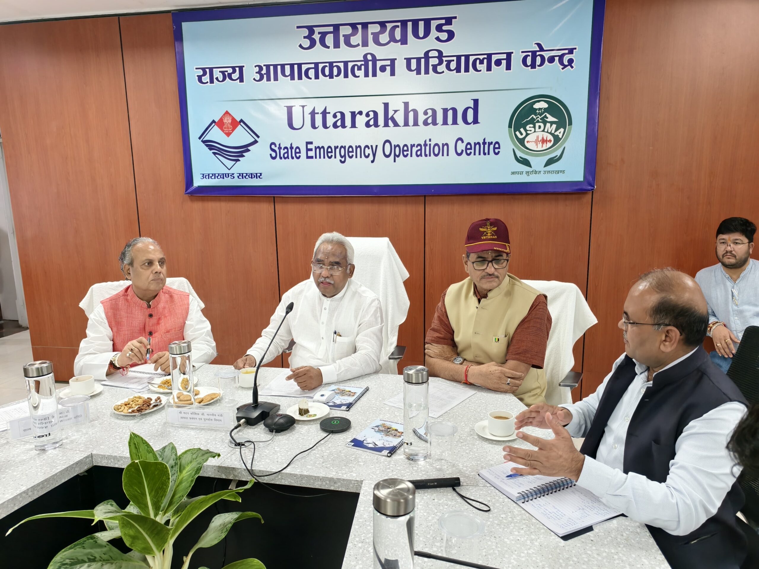 ग्लेशियर झीलों की निगरानी के लिए अत्याधुनिक तकनीक अपनाई जाएगीः मदन कौशिक 5