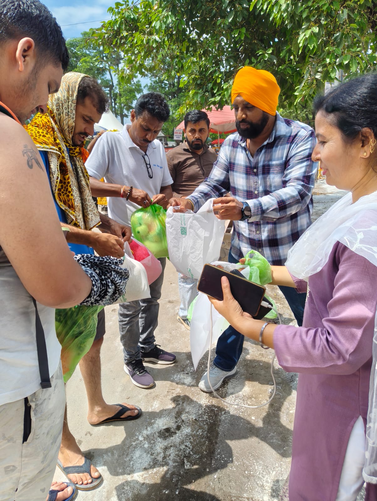 सिंगल यूज़ प्लास्टिक को ‘नमस्ते’ बोलें! हरिद्वार की 4 ‘ग्रीन चौकी’ बनीं गेम-चेंजर 2
