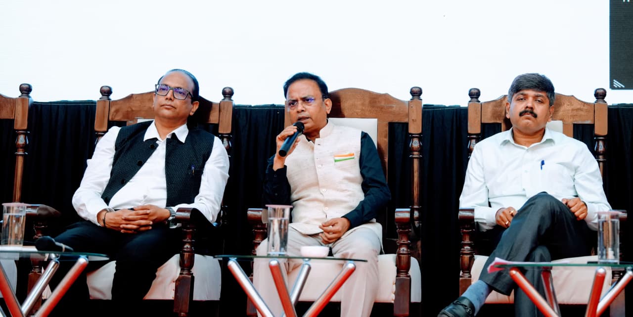 देहरादन में “Viksit Uttarakhand Vision 2047” पर गहन चर्चा हेतु High Level Brainstorming बैठक का आयोजन किया गया 2