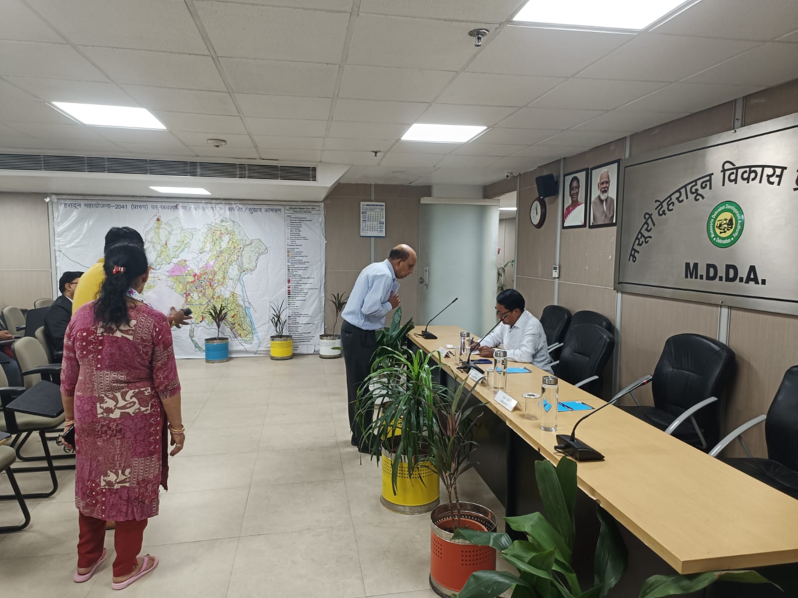 एमडीडीए में आयोजित हुआ ‘समाधान दिवस’, आमजन की शिकायतों के त्वरित निस्तारण के दिए गए निर्देश 2