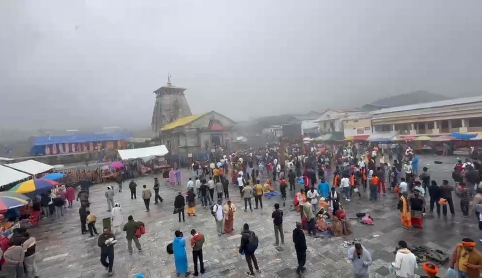श्रावण के अंतिम सोमवार को बाबा केदार के दर्शन के लिए उमड़ा आस्था का सैलाब 2