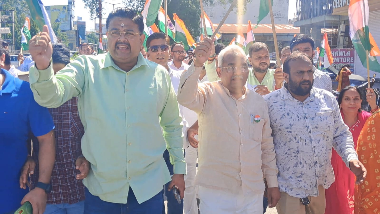 राष्ट्रभक्ति के उत्साह से गूंजा हरिद्वार, कैबिनेट मंत्री मदन कौशिक के नेतृत्व में निकली भव्य तिरंगा यात्रा 2