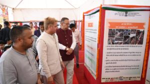 हर घर तिरंगा अभियान के तहत न्यू टिहरी में सीबीसी की फोटो प्रदर्शनी का हुआ उद्घाटन