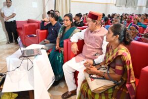 मुख्यमंत्री सशक्त बहना उत्सव योजना के तहत स्वयं सहायता समूहों के स्टॉलों का शुभारंभ