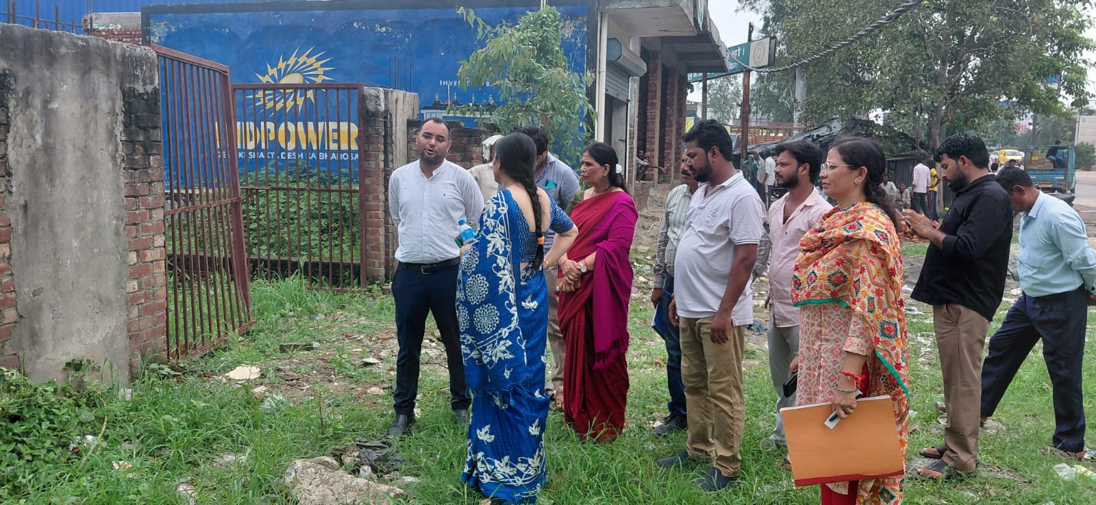 प्राथमिक पाठशाला इब्राहिमपुर की भूमि से हटाया गया अवैध अतिक्रमण 4