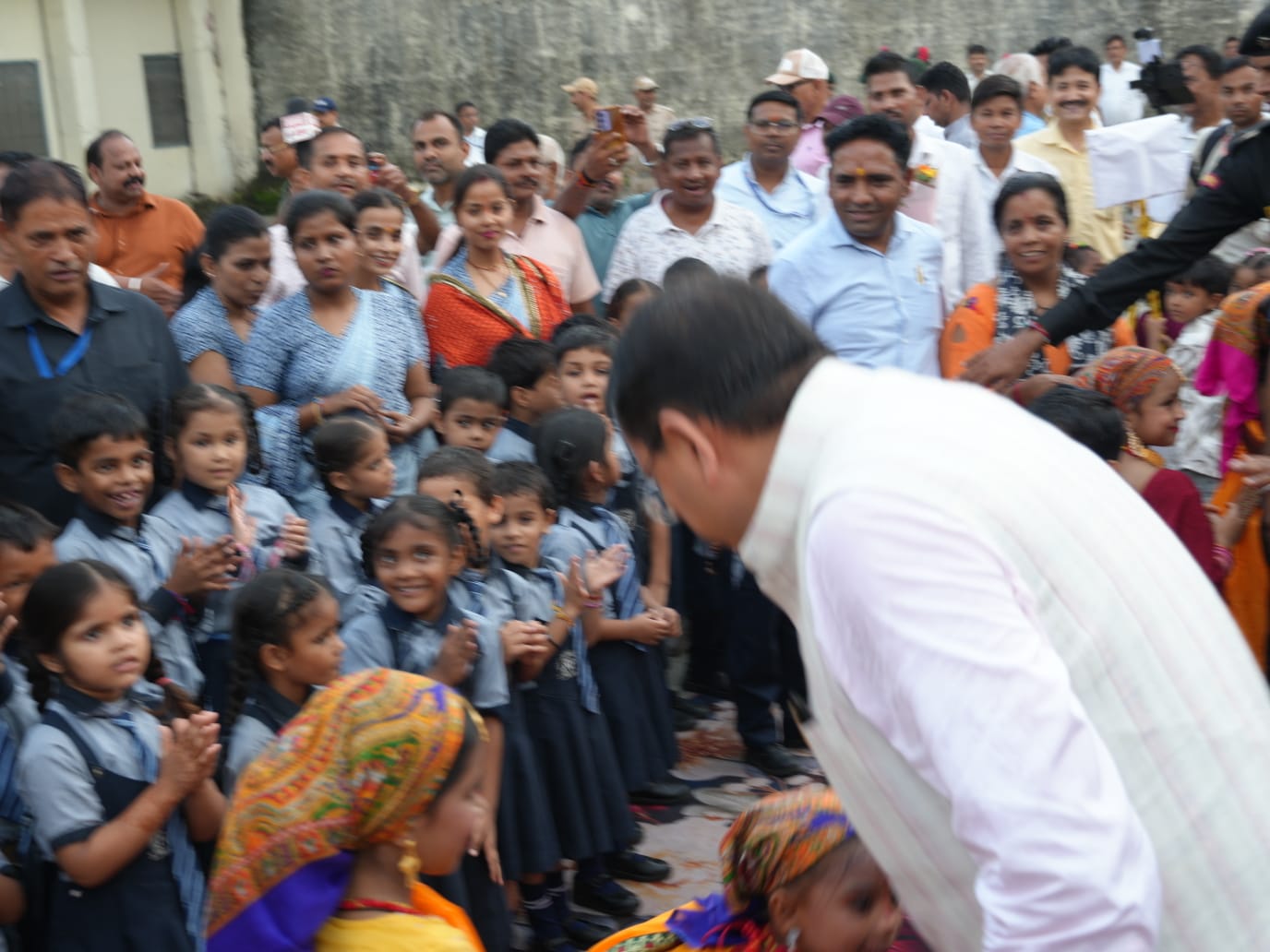 युवाओं ने किया मुख्यमंत्री के साथ किया समकालीन विषयों पर प्रत्यक्ष एवं निर्भीक संवाद 6