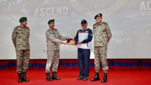 भारतीय सेना की कोर ऑफ़ इंजीनियर्स के माउंट त्रिशूल पर्वतारोहण अभियान को हरी झंडी दिखाई