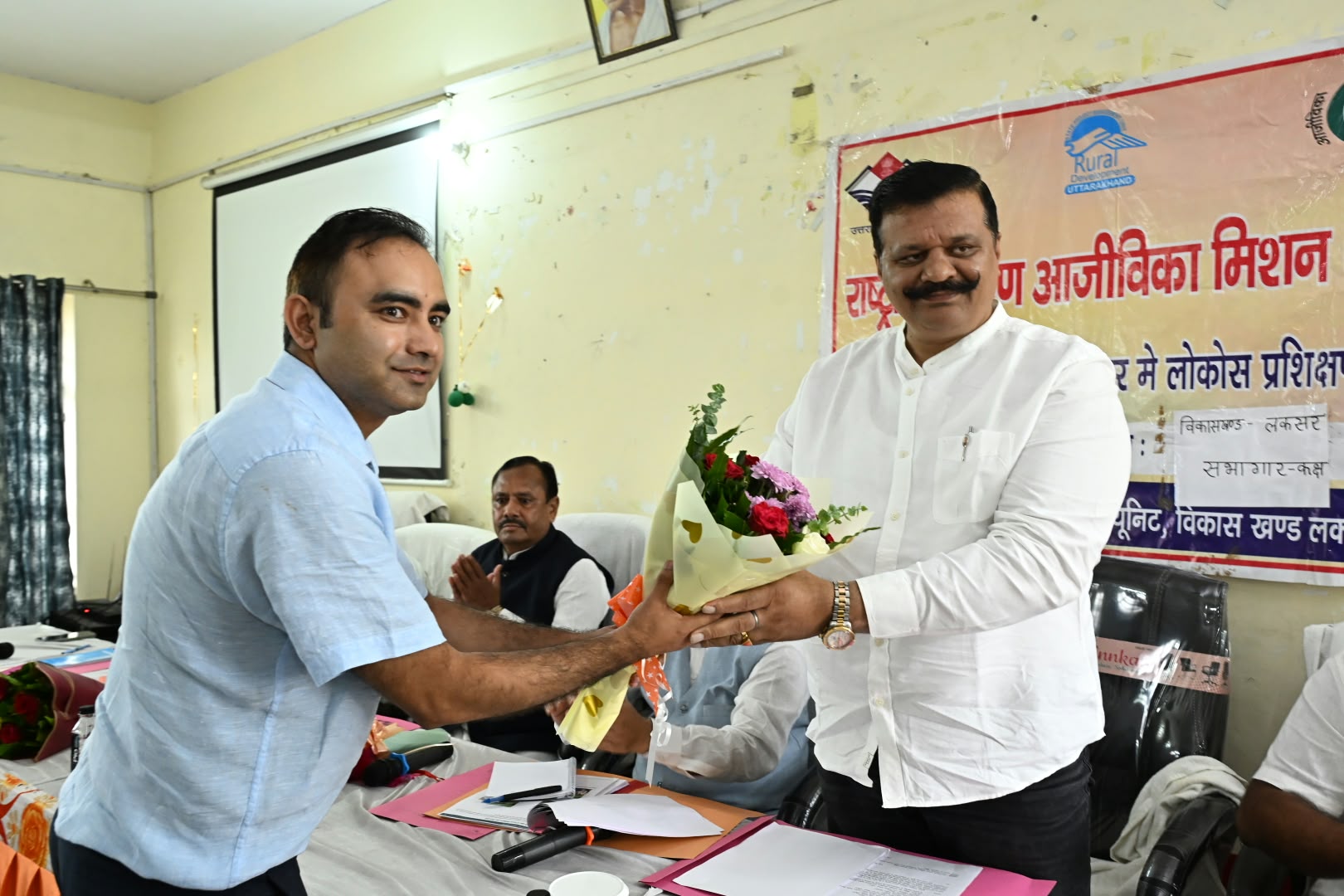 लक्सर में आपदा प्रबंधन समीक्षा बैठक सम्पन्न, उपाध्यक्ष विनय रुहेला ने राहत एवं पुनर्वास कार्यों में तेजी लाने के दिए निर्देश 6