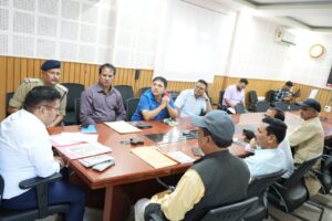 जिलाधिकारी की अध्यक्षता में आयोजित जिला स्तरीय पत्रकार स्थायी समिति की बैठक में पत्रकारों ने रखे विभिन्न सुझाव एवं समस्याएं