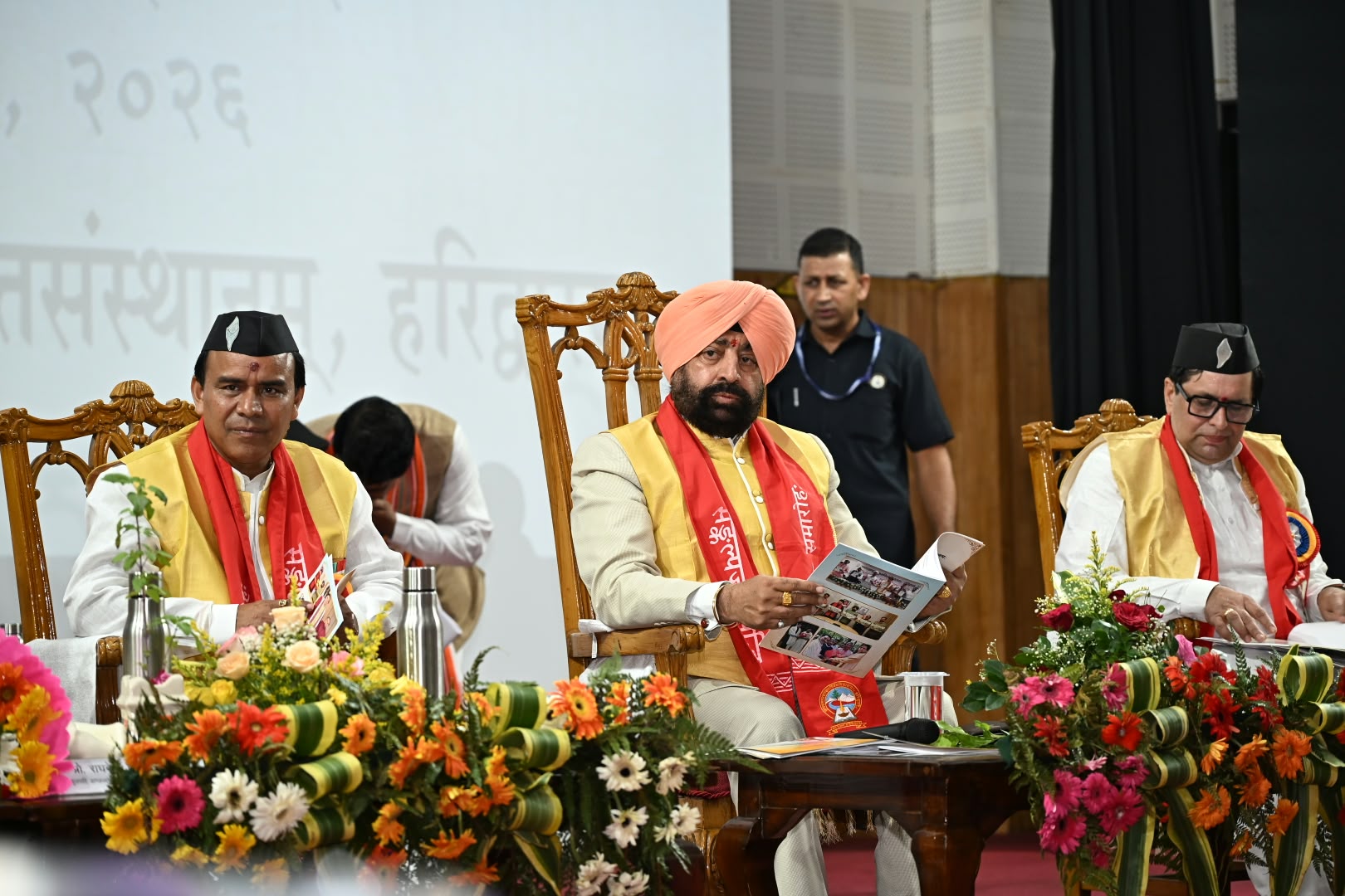 संस्कृत को नई तकनीक, शोध और नवाचार से जोड़ने की जरूरत: राज्यपाल 5