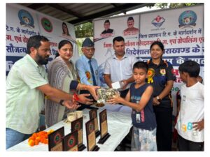 पूर्णानंद खेल मैदान मुनि की रेती में अंडर-19 बालक-बालिका ग्रैपलिंग प्रतियोगिता का भव्य समापन, विजेता खिलाड़ी हुए सम्मानित