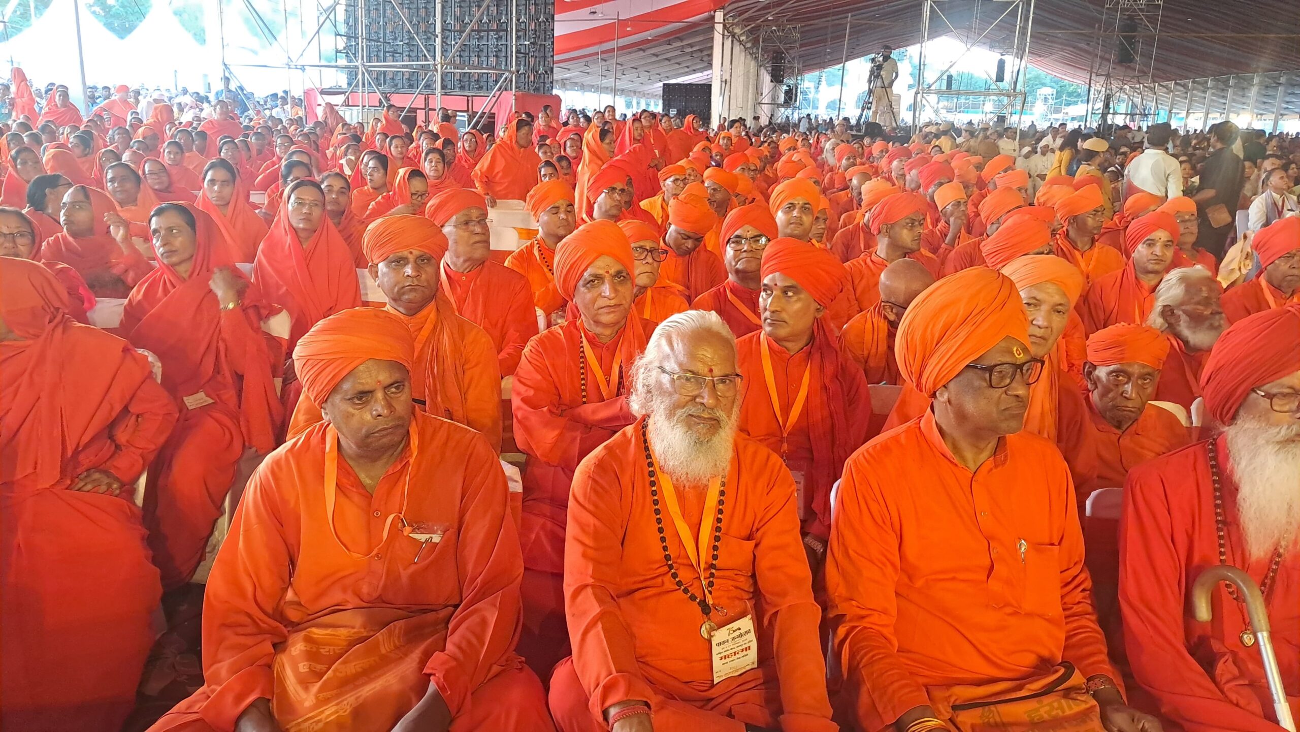सतपाल महाराज का 75वां जन्मोत्सव (अमृत महोत्सव) हरिद्वार में धूमधाम से आयोजित: सामाजिक समरसता और आध्यात्मिक चेतना का महासंगम 3