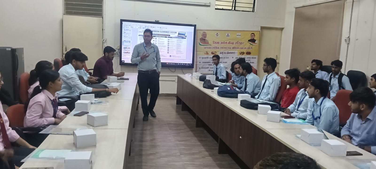 पॉलिटेक्निक कॉलेज सिडकुल में उद्यमिता विकास प्रशिक्षण कार्यक्रम आयोजित 2
