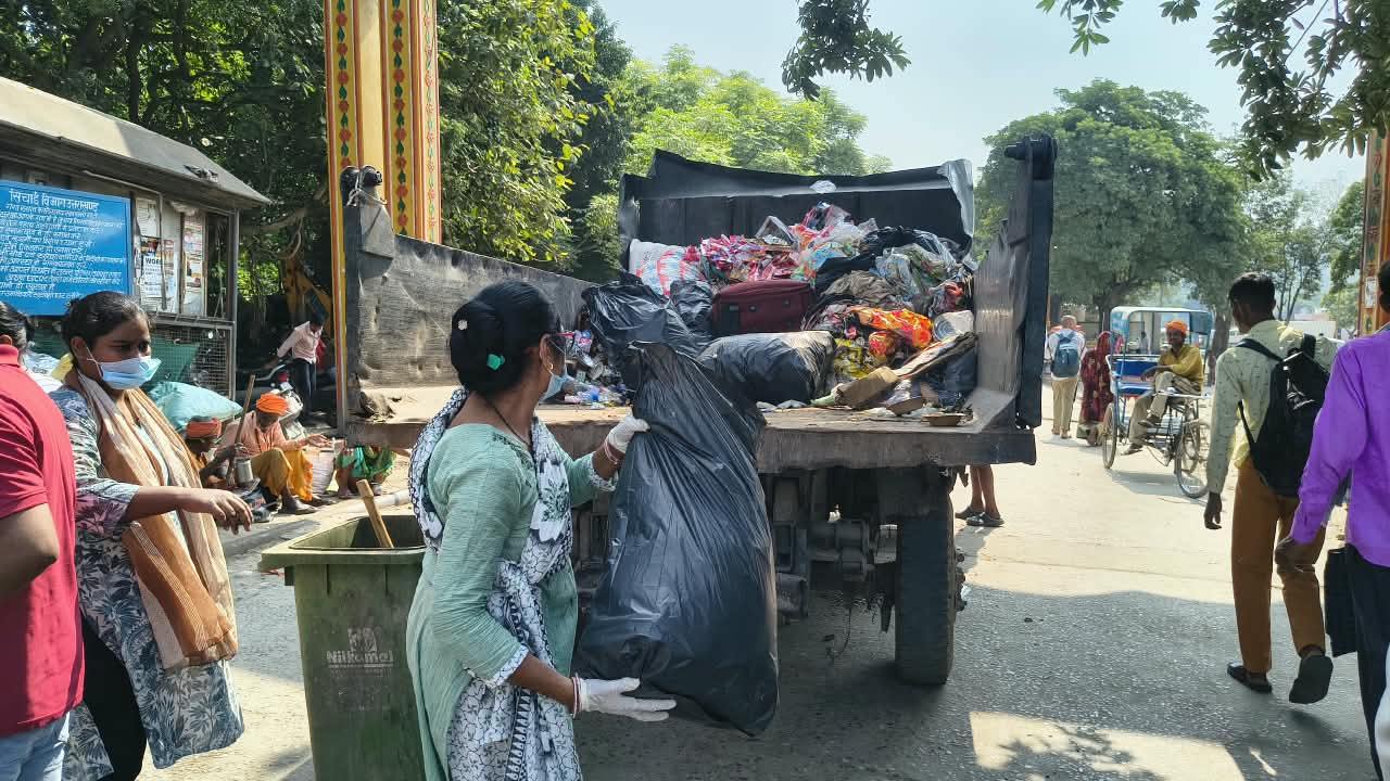 रोडी बेलवाल के रावण मैदान में चला स्वच्छता अभियान, 45 बैग कचरा किया एकत्र 9