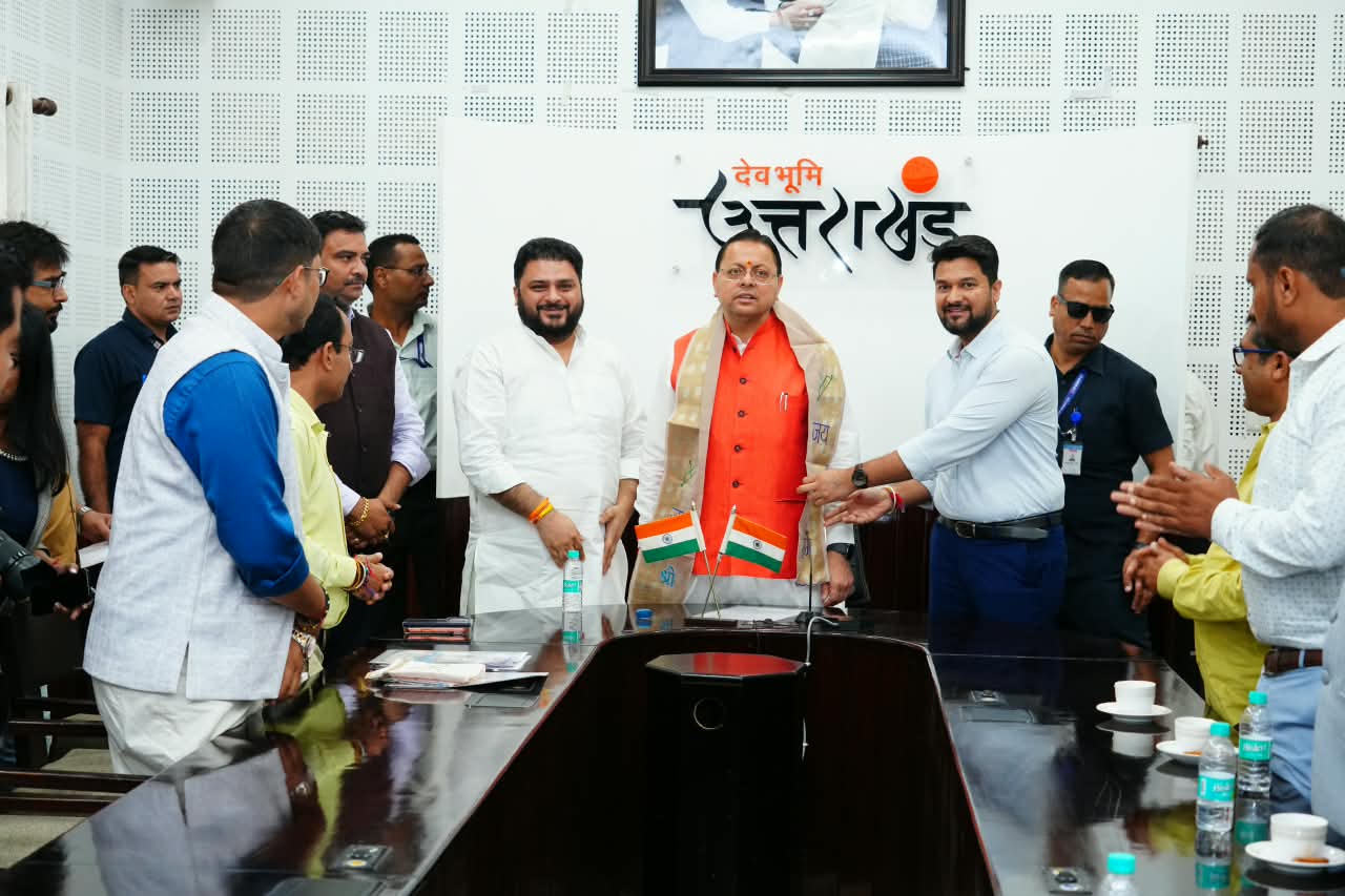 विभिन्न राज्यों की संस्कृति, नवाचार और बेहतर कार्यप्रणालियों को जानें उत्तराखण्ड के युवा: मुख्यमंत्री 3