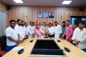 मुख्यमंत्री से प्रदेश प्रधान संगठन के प्रतिनिधिमंडल ने की शिष्टाचार भेंट