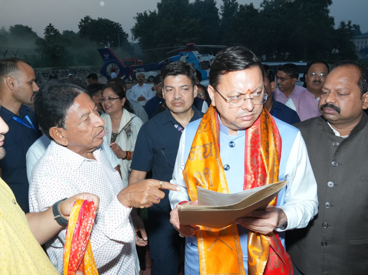 मुख्यमंत्री ने सुनीं जनसमस्याएं, अधिकारियों को दिए त्वरित समाधान के निर्देश 3