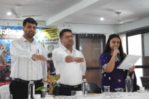 गांधी जयंती एवं शास्त्री जी जयंती  पर जनपद न्यायालय परिसर में गरिमामय कार्यक्रम का आयोजन किया गया
