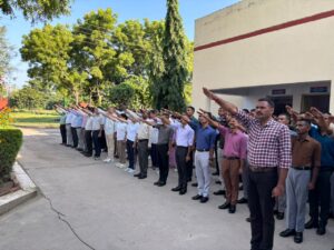 राष्ट्रपिता महात्मा गांधी एवं पूर्व प्रधानमंत्री स्वर्गीय श्री लाल बहादुर शास्त्री जी की जयंती पर हरिद्वार पुलिस ने दी श्रद्धांजलि