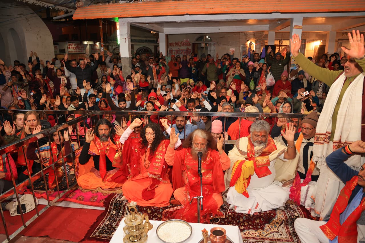 गंगोत्री धाम में दिव्य गंगा आरती 6