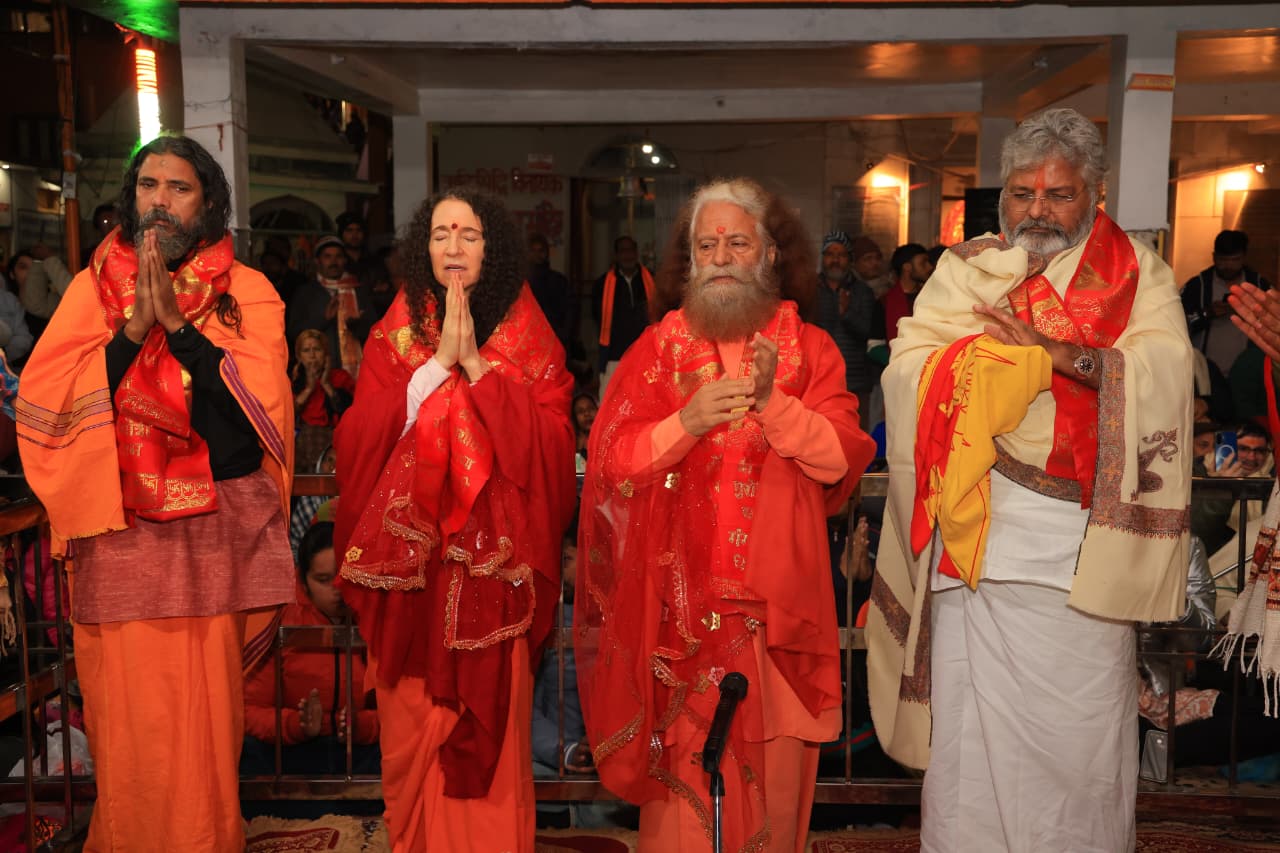 गंगोत्री धाम में दिव्य गंगा आरती 5