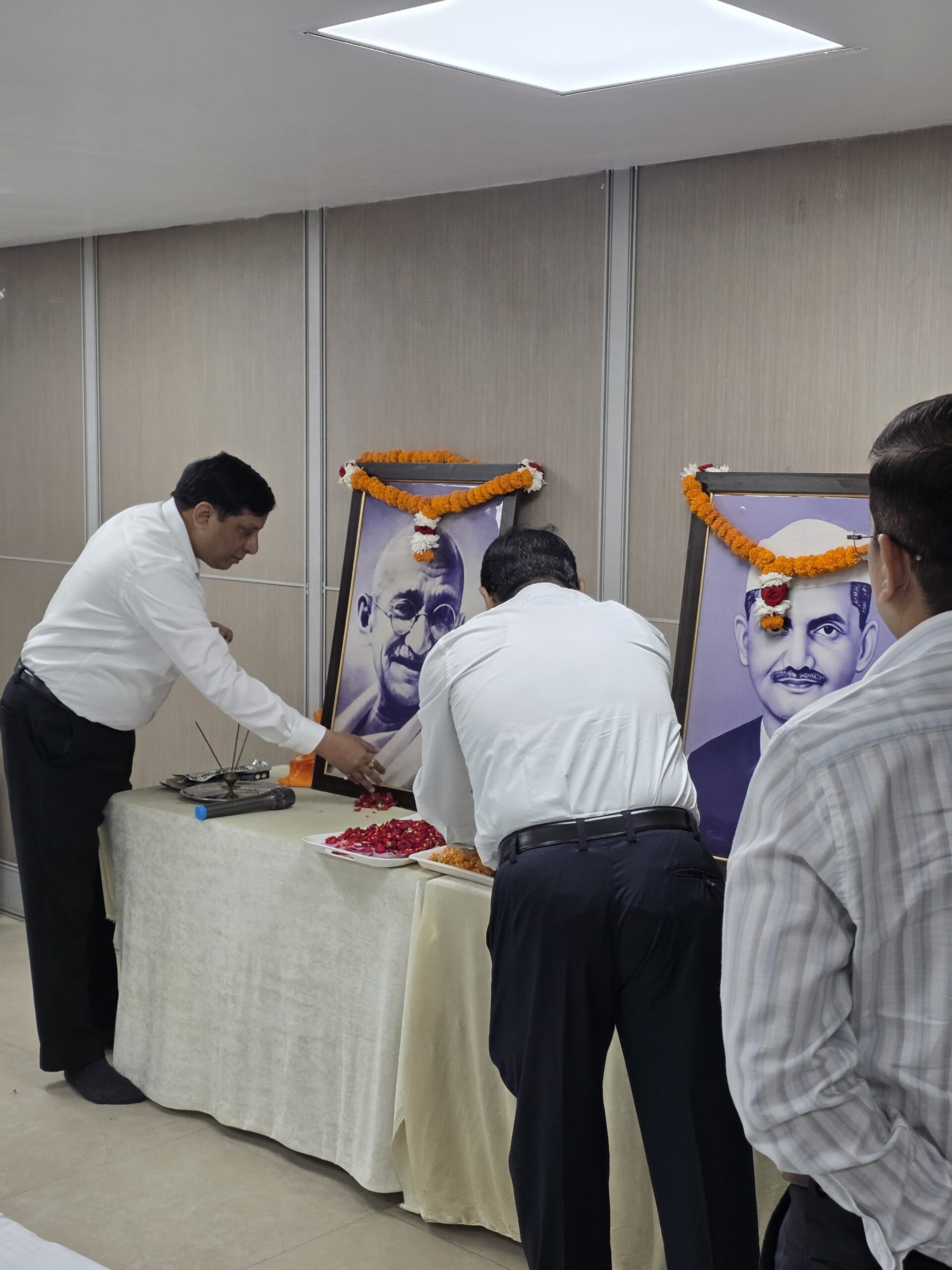 सत्य, अहिंसा और सादगी के आदर्शों को एमडीडीए ने किया नमन 4