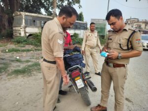एसएसपी हरिद्वार के निर्देशित क्रम में शहर से लेकर देहात तक जनपद पुलिस द्वारा चलाए जा रहा है सख्त चेकिंग अभियान