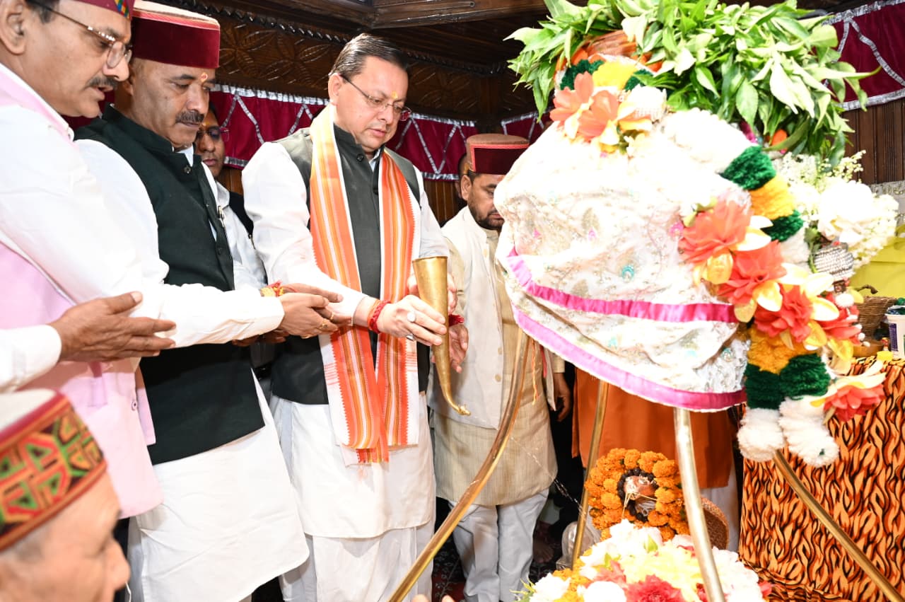 प्रधानमंत्री मोदी के जनसेवा एवं सुशासन के 25 वर्ष पूर्ण होने पर सीएम धामी ने दी बधाई 2