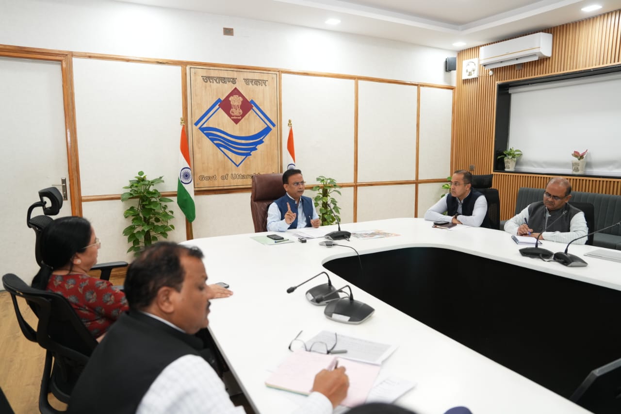 प्रमुख सचिव ने तृतीय प्रवासी उत्तराखण्डी दिवस सम्मेलन के आयोजन के सम्बन्ध में ली बैठक 4