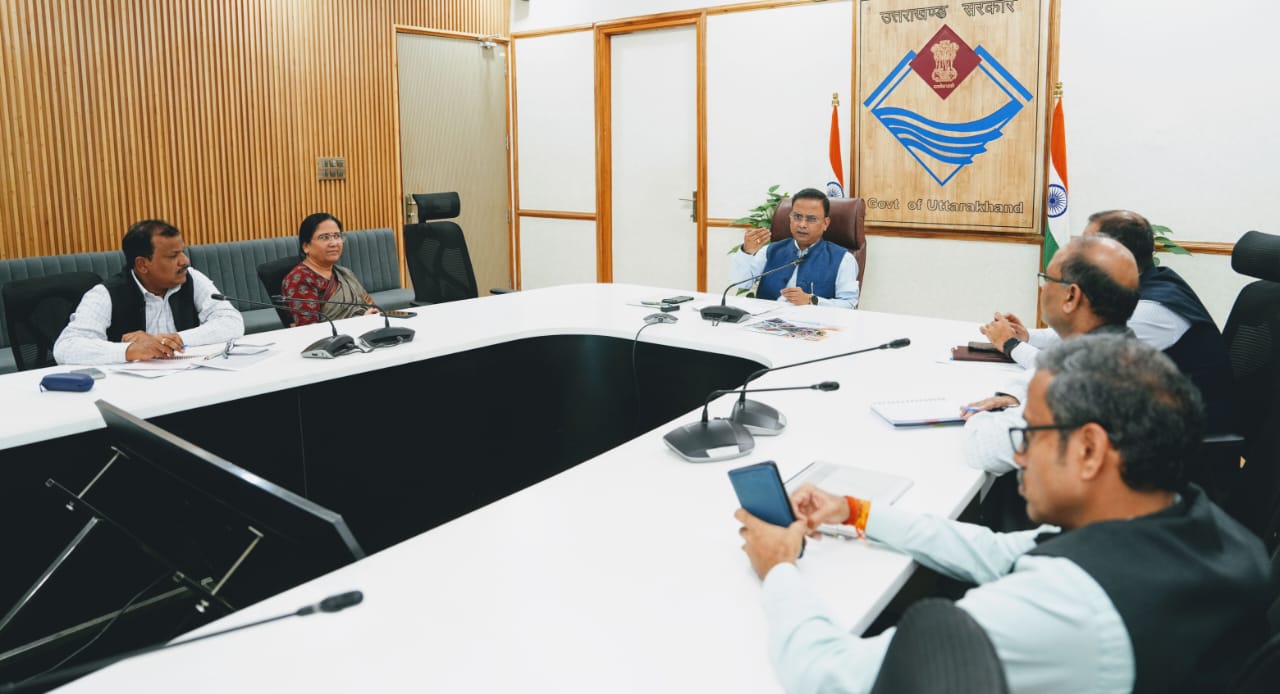 प्रमुख सचिव ने तृतीय प्रवासी उत्तराखण्डी दिवस सम्मेलन के आयोजन के सम्बन्ध में ली बैठक 2
