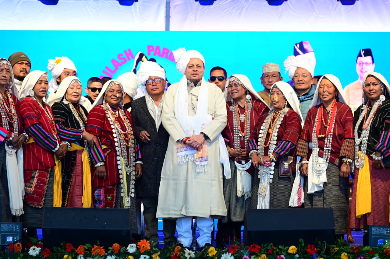 मुख्यमंत्री पुष्कर सिंह धामी ने गुंजी में आदि कैलाश परिक्रमा रन-2.0 में किया प्रतिभाग, विजेता धावकों को किया पुरस्कृत 5
