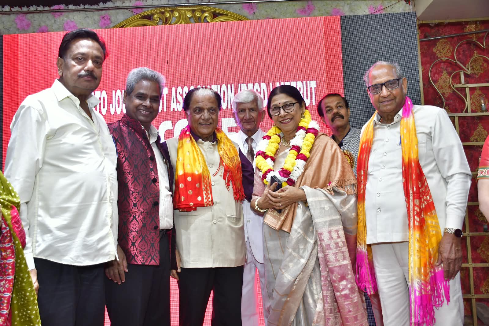राजश्री फिल्म्स के पी.के. गुप्ता और भाजपा के राष्ट्रीय संगठन महामंत्री संजय विनायक जोशी रहे ‘प्राइड ऑफ मेरठ अवॉर्ड्स-2026’ के प्रमुख आकर्षण 3