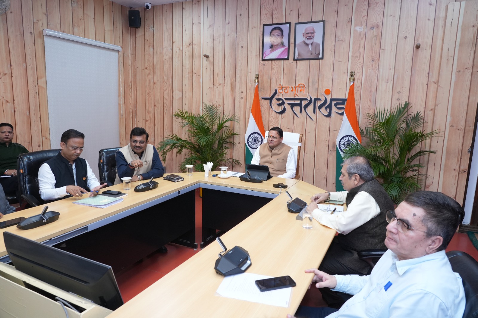 मुख्यमंत्री की अध्यक्षता में यूपीसीएल एवं पिटकुल की समीक्षा बैठक आयोजित, वित्तीय स्थिति में सुधार और लंबित देनदारियों के भुगतान में तेजी लाने के निर्देश 2